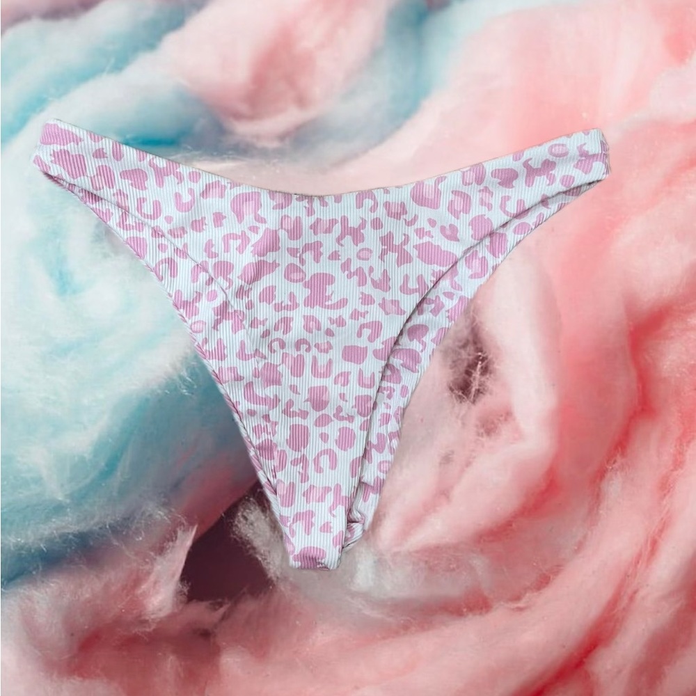 Pink leopard print bikini bottoms